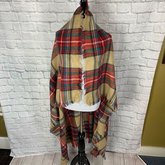 Plaid scarf/wrap with fringe women 53”x52 - Picture 4 of 8